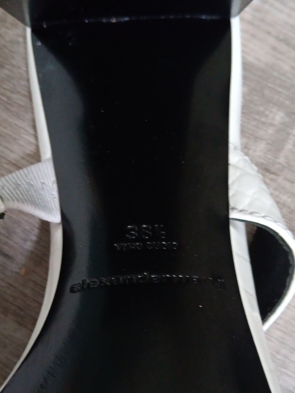 ALEXANDER WANG..BLOCK HEEL MULES..SIZE 38.5 - Picture 8 of 9